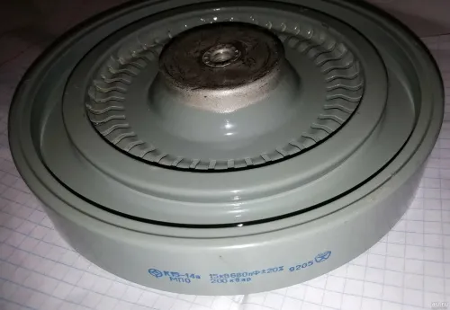 К15-14А 15кВ 680 пф 200квар фото 2 К15-14А 15кВ 680 пф 200квар фото 2